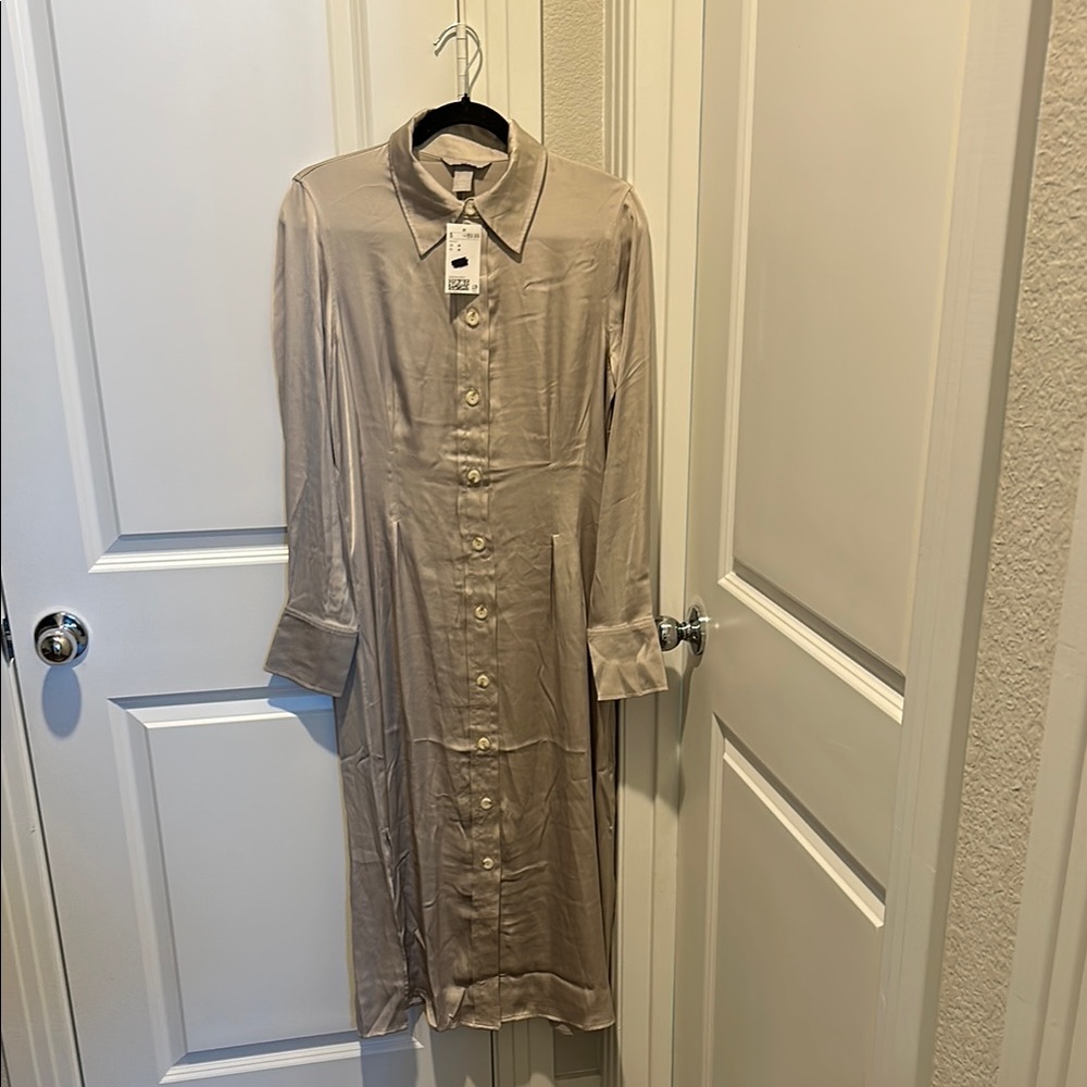 NWT Metallic Midi Dress
